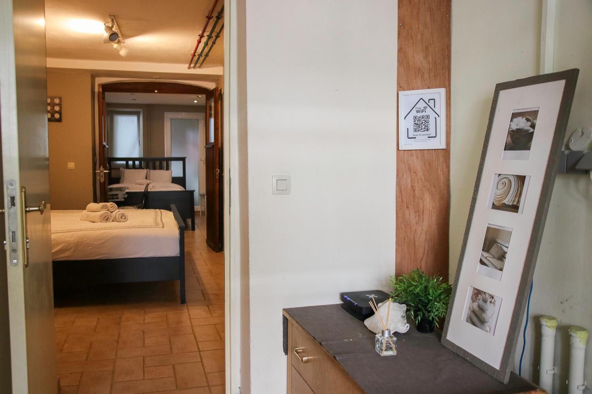 Archimede Guest House Bruselas Exterior foto